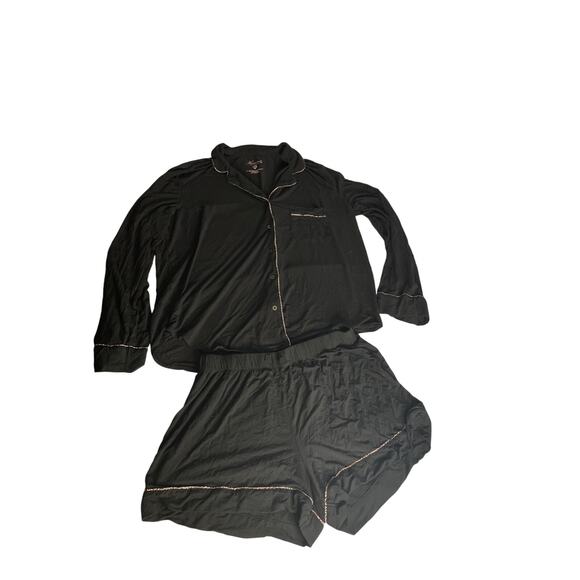 Victoria’s Secret Heavenly Black Pajama Set Leopard Trim Button Top Shorts S - Picture 2 of 8